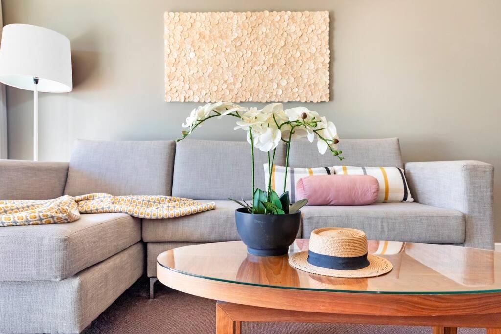'Towering Palms' Resort-Style Apartment With A Separate Studio داروين المظهر الخارجي الصورة